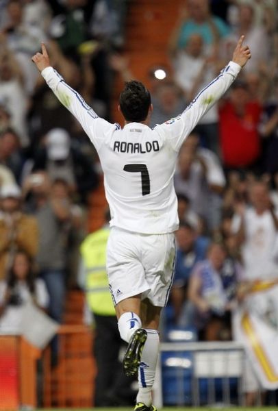 现和家族荣 现和家族荣