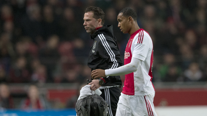 在足球比赛 在足球比赛