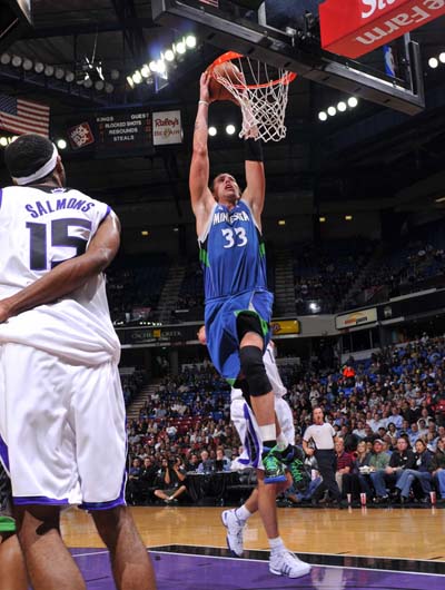 结合数据显 结合数据显